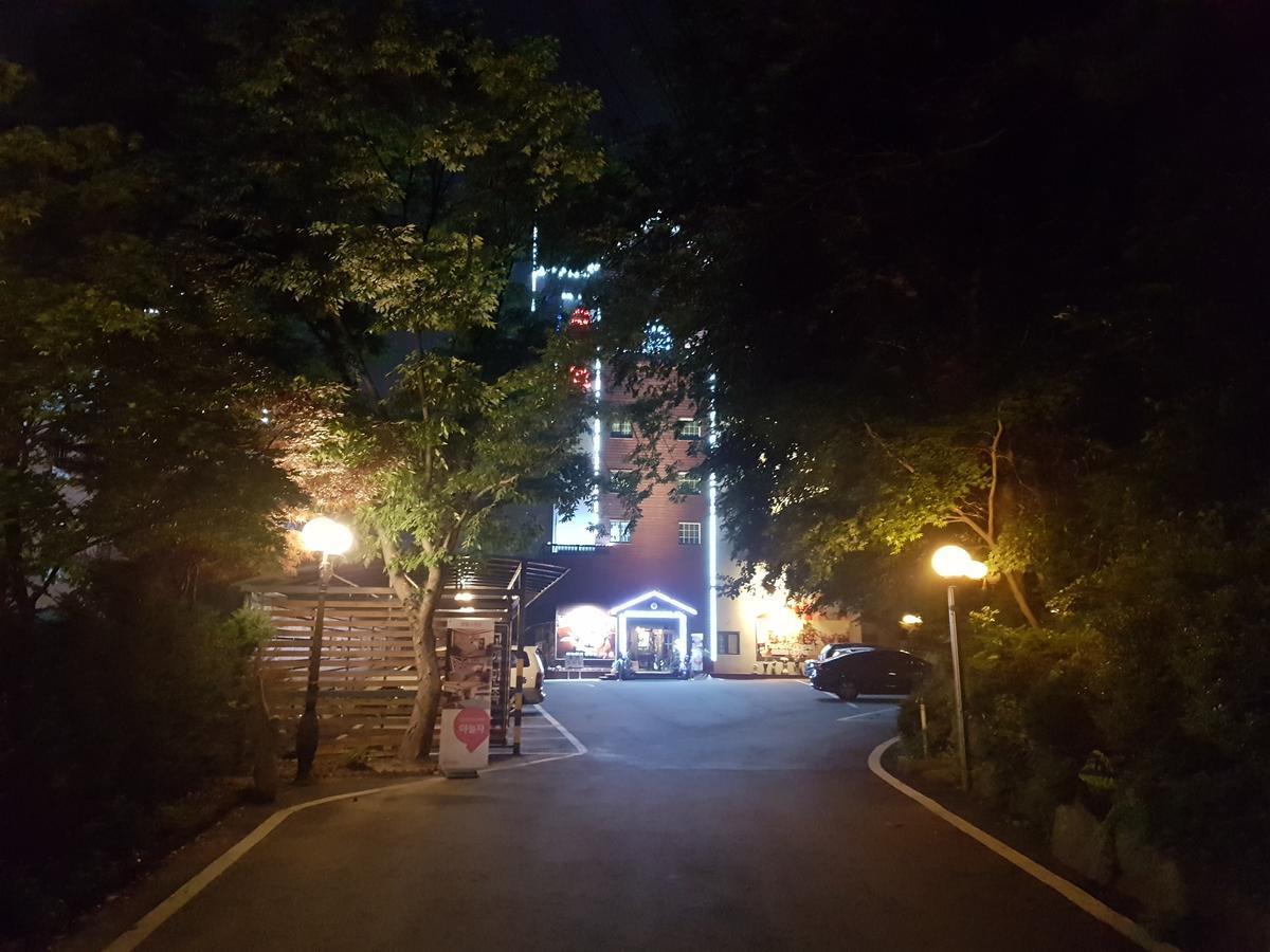 Garden Hotel Uijeongbu Eksteriør bilde